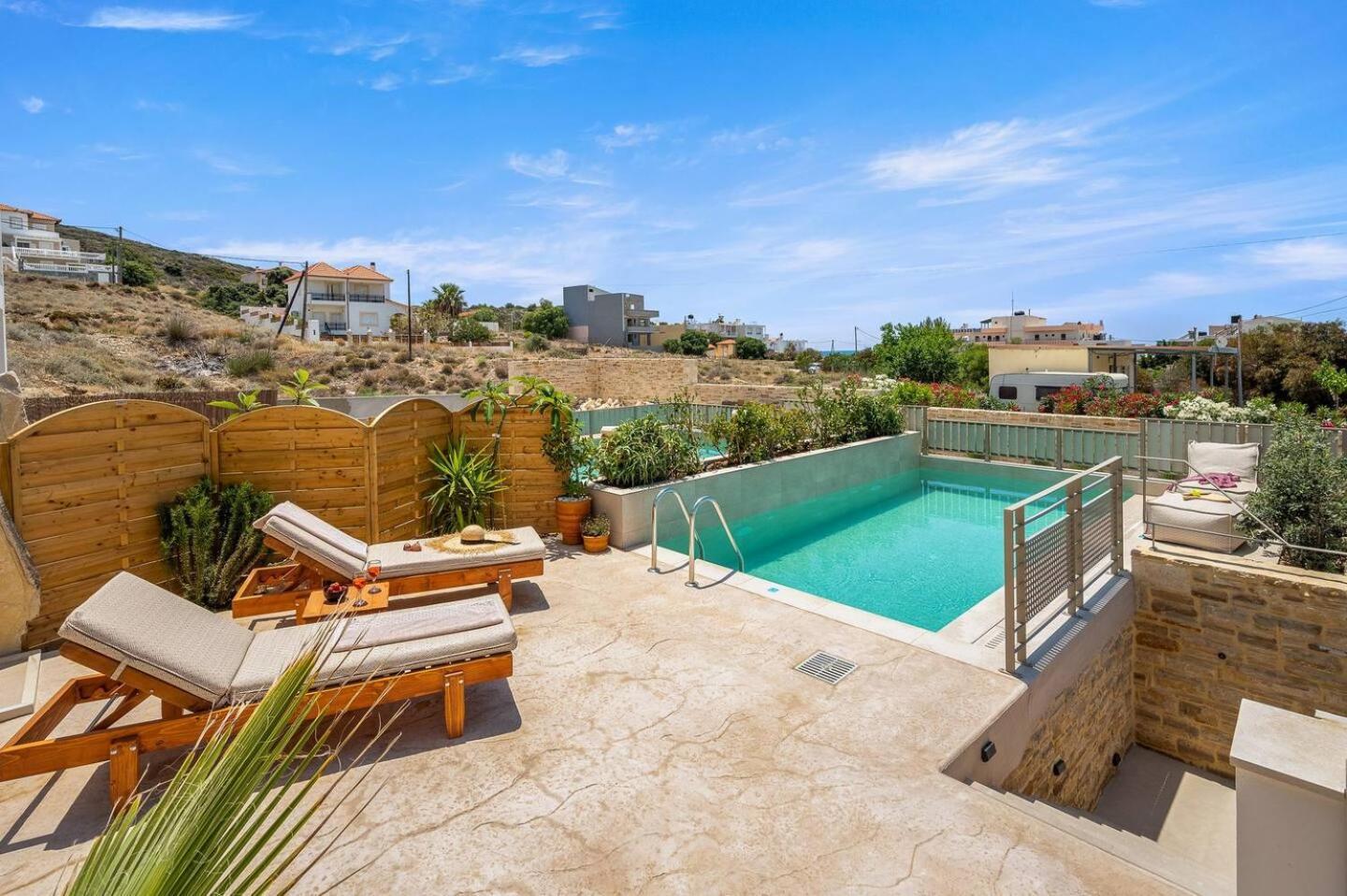 Ammokrinos Luxury Homes,150M From The Beach Kalamaki  Exterior photo